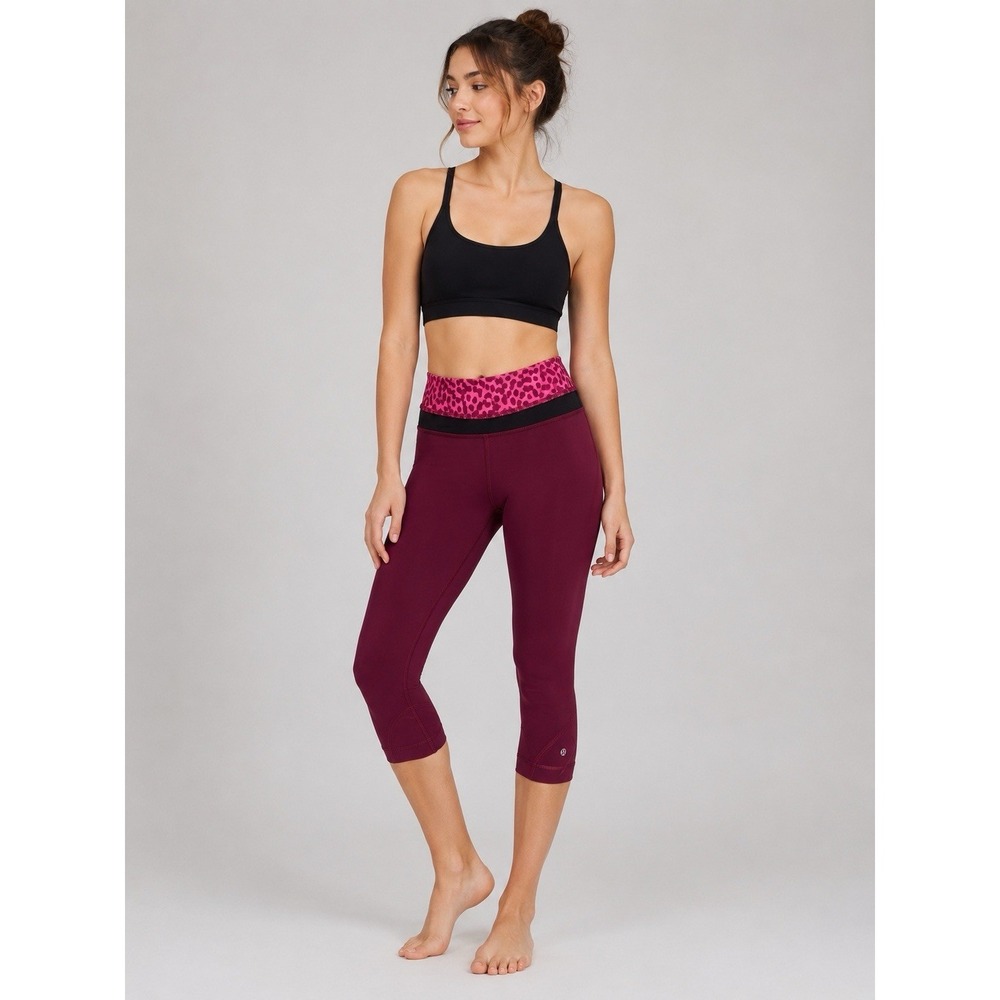 Lululemon Crop Leggings Size 6 Burgundy Pink Animal Print Waist Yoga Capri